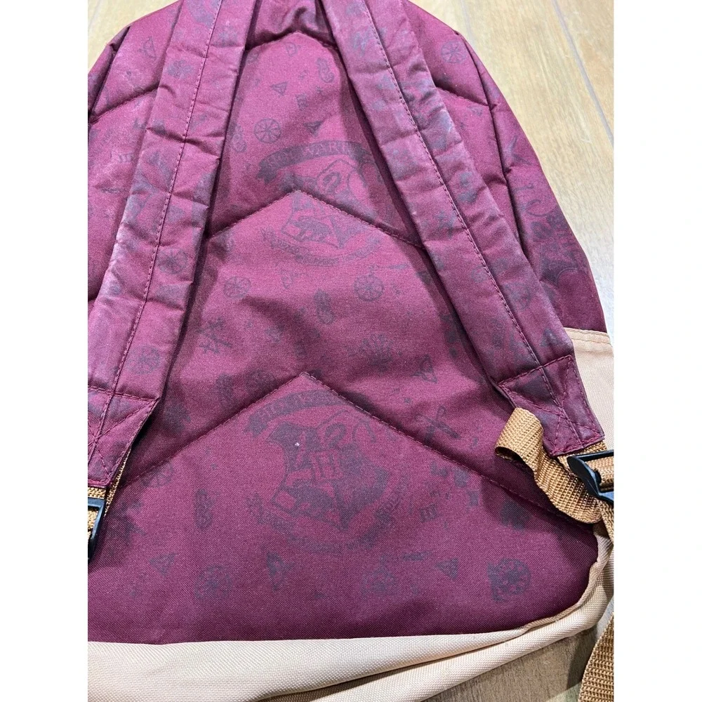 Harry Potter Hogwarts Crest Backpack Paladone Burgundy Tan School Bag